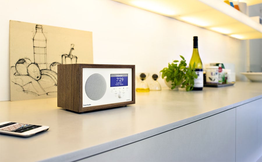 Produkty Tivoli Audio z powodzeniem mogą być wykorzystywane w kuchni, spełniając standardy miłośników dobrej muzyki, mają wbudoway tuner radiowy internetowy